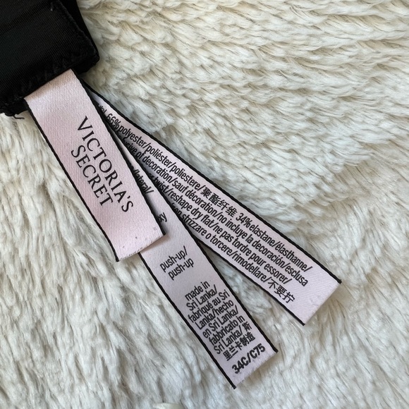 Victoria’s Secret Convertible Very Sexy Push Up Bra - Picture 3 of 4